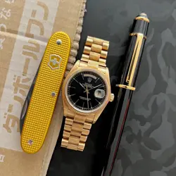 DATE 18078 BLACK
