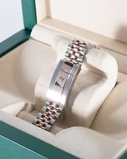 WIMBLEDON FLUTED BEZEL