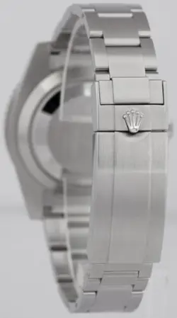 GREEN STEEL WATCH