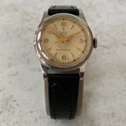 ROYAL ROLEX CASED