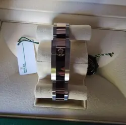NEW UNWORN COMPLETE