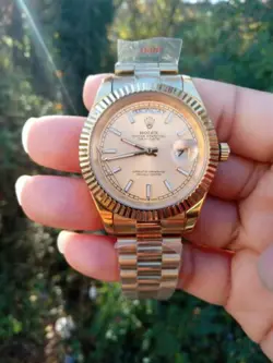 ROLEX PRESIDENT DAY DATE YELLOW GOLD CHAMPAGNE DIAL MENS WATCH 18038 X 1