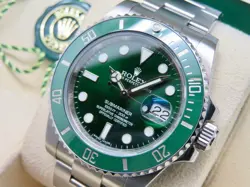 Rolex Submariner Hulk 116610LV 40mm C.2010-2016 with Box Hangtag &  Service Card