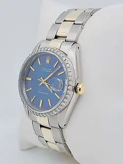 W/ DIAMOND BEZEL.