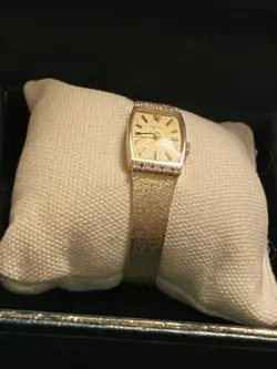 LADIES WATCH-