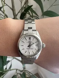 LADIES ROLEX OYSTER PERPETUAL DATEJUST WATCH  26MM SILVER TAPESTRY DIAL