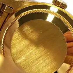 GOLD CHAMPAGNE GOLD