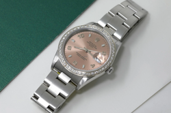 DIAMOND SET BEZEL