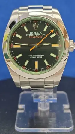 ROLEX MILGAUSS STAINLESS STEEL BLACK DIAL GREEN CRYSTAL 116400GV WITH ROLEX BOX