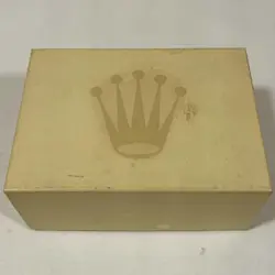STORAGE CASE WITH