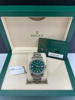 ROLEX OYSTER PERPETUAL 124300 SILVER OYSTER BRACELET GREEN DIAL BOX AND PAPERS