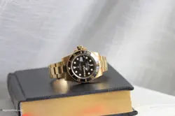 GOLD ROLEX SUBMARINER