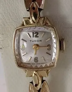 TUDOR (ROLEX) 21 JEWEL WOMEN'S WINDUP WATCH  ~ 14K GOLD CASE WORKING