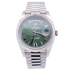 ROLEX DAY-DATE 40MM OLIVE DIAL WATCH 228239
