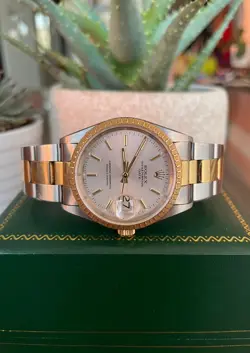 ROLEX OYSTER PERPETUAL DATE 15223