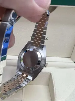 CHOCOLATE DIAL BOX