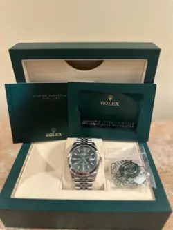 ROLEX DATE JUST 41MM SMOOTH MINT GREEN DIAL JUBILEE 126300 PRE-OWNED 2023