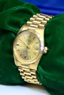 GOLD 30