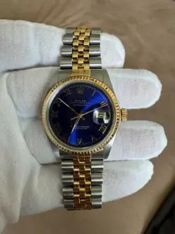 BLUE GOLD ROMAN