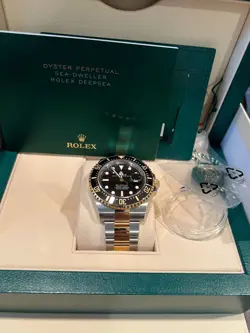 2021 BLACK DIAL