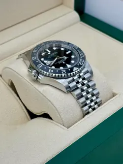 126710GRNR BLACK DIAL