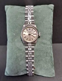 ROLEX OYSTER PERPETUAL DATE 69240