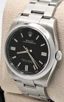 126000 BLACK DIAL