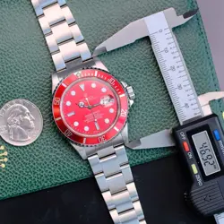WATCH RED DIAL
