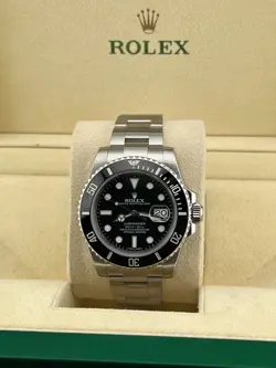 ROLEX SUBMARINER DATE 116610LN BLACK CERAMIC STAINLESS STEEL BOX 40MM
