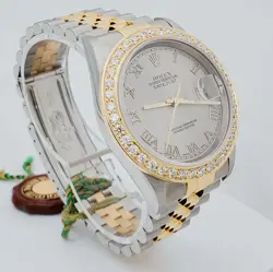 W/DIAMOND BEZEL.