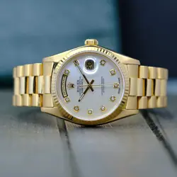 WATCH DAYDATE