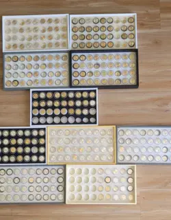 100% original Rolex lot 300 Rolex dials,1601/3 and 16013/4,all great condition