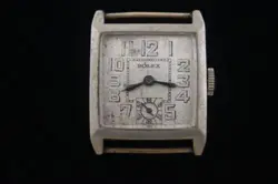 MEN’S RECTANGLE