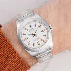 116400 WITH BOX