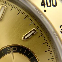 Rolex Cosmograph Daytona 16523 Champagne Gold Dial 40mm Automatic Men's Watch