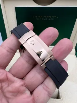 Rolex Sky-Dweller 42mm 326235 18K Rose Chocolate Dial Oysterflex Box Papers