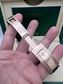 Rolex Sky-Dweller 42mm 326235 18K Rose Chocolate Dial Oysterflex Box Papers