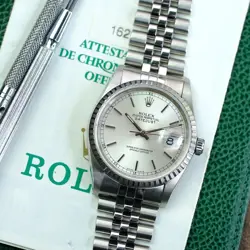 BOX&PAPER ROLEX DATEJUST 16220 36MM MENS WATCH SILVER INDEX DIAL ENGINE-TURNED