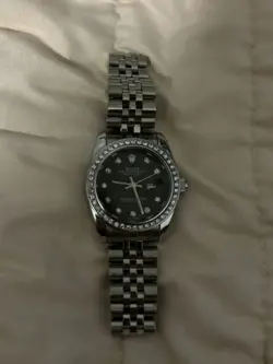 WOMAN WATCH