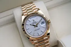 228238 DAY-DATE 40MM