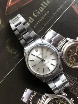 1968 ANTIQUE HAND