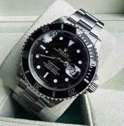 ROLEX SUBMARINER 40MM 16610 BLACK DIAL STEEL OYSTER BRACELET W/ B+P