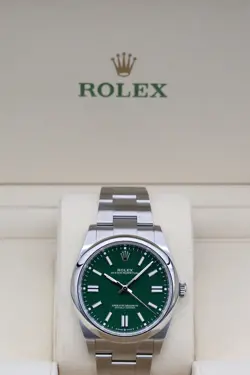 ROLEX 124300 GREEN