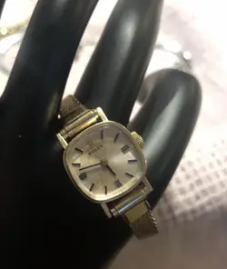 LADIES SOLID GOLD
