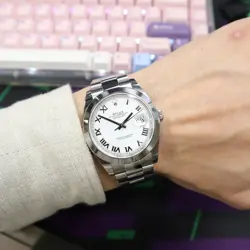 2020'S MINT ROLEX