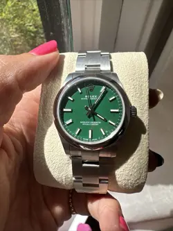 ROLEX OYSTER PERPETUAL 31MM GREEN DIAL STAINLESS STEEL 277200 BOX & PAPERS 2024