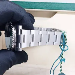 Rolex 40mm Green Dial Green Bezel Submariner Date 116610LV (2019)