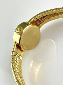 WOMEN WATCH HAND
