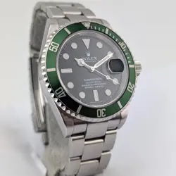 Rolex 16610LV Submariner Date Kermit 40mm 2006 Z Serial Box & Papers