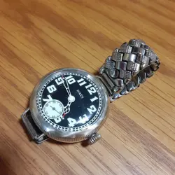 WRISTWATCH 1920S WORKING